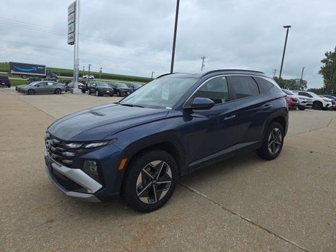Used 2025 Hyundai Tucson SEL AWD/4WD image 3