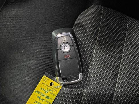 Used 2021 Ford Edge SE FWD image 10