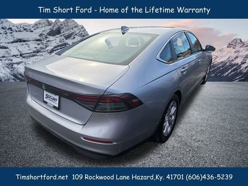 Used 2025 Honda Accord LX image 6