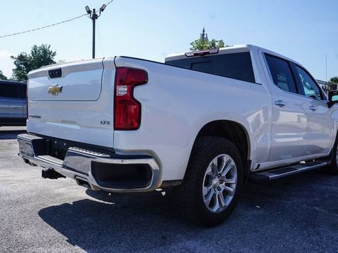 Used 2025 Chevrolet Silverado 1500 LTZ w/ LTZ Premium Package AWD/4WD image 4