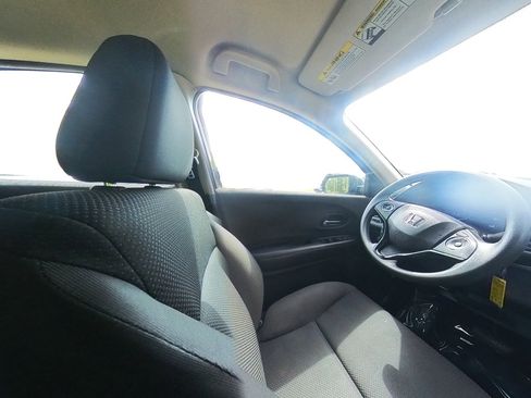 Used 2022 Honda HR-V LX image 37