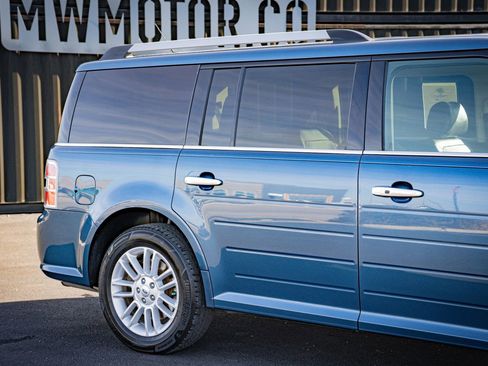 Used 2019 Ford Flex SEL w/ Equipment Group 202A AWD/4WD image 5