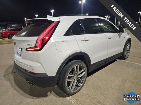 Used 2023 Cadillac XT4 Sport w/ Cold Weather Package image 5