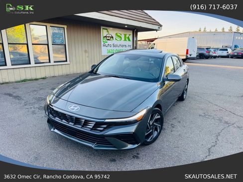 Used 2024 Hyundai Elantra Limited FWD image 1
