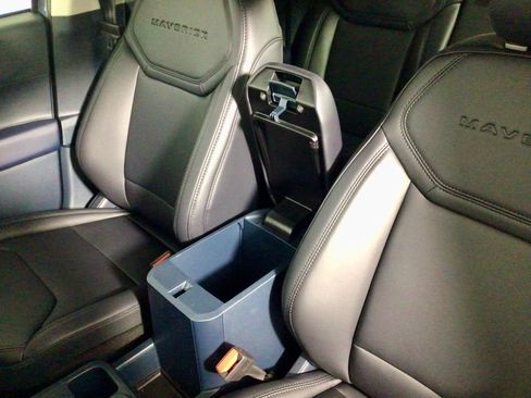 New 2026 Ford Maverick Lariat w/ Black Appearance Package image 27