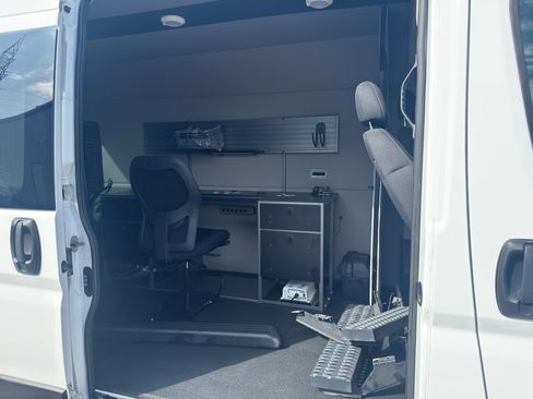 Used 2021 RAM ProMaster 1500 FWD image 3