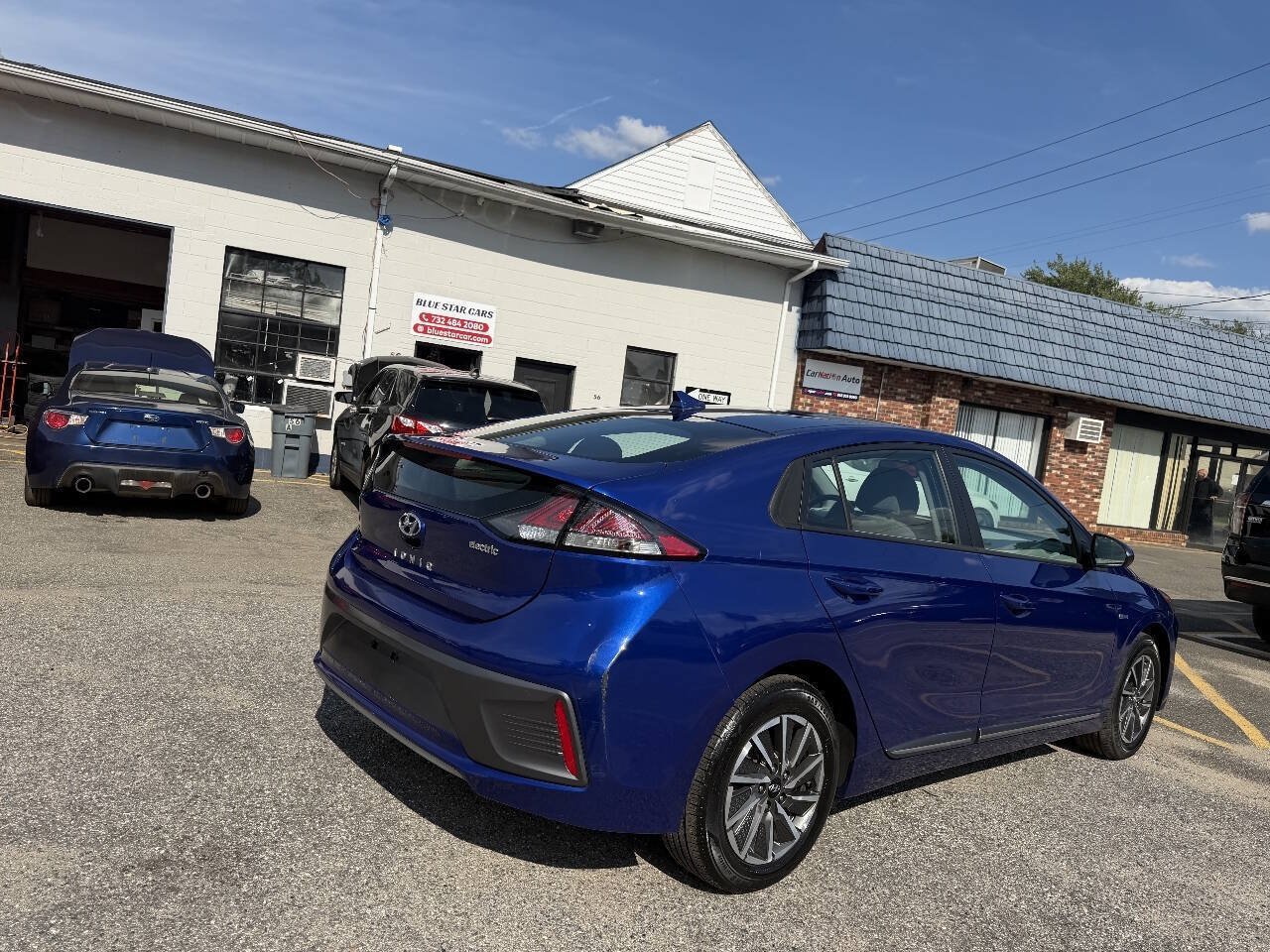 Used 2020 Hyundai Ioniq SE FWD image 9