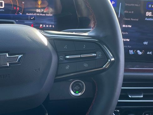 Certified 2024 Chevrolet Traverse RS image 14