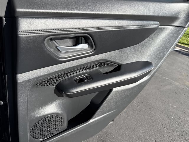 Certified 2024 Nissan Ariya AWD image 23