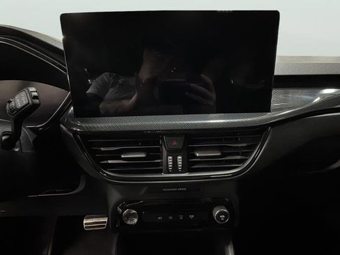 Used 2023 Ford Escape ST-Line Select w/ Tech Pack #2 image 10