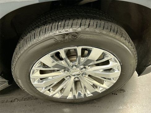 Used 2021 Chevrolet Tahoe Premier w/ Premium Package image 8