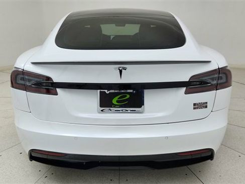 Used 2021 Tesla Model S Plaid image 5