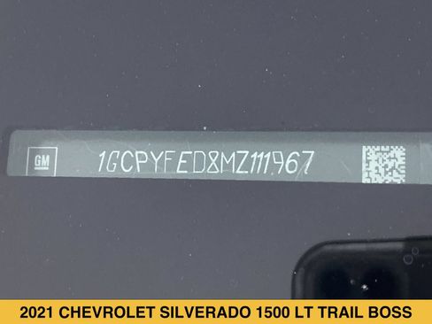 Certified 2021 Chevrolet Silverado 1500 LT Trail Boss AWD/4WD image 16