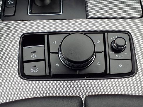 Used 2024 MAZDA CX-90 Plug-In Hybrid w/ Preferred AWD/4WD image 19