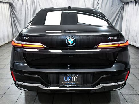 Used 2024 BMW i7 M70 w/ Executive Package AWD/4WD image 5