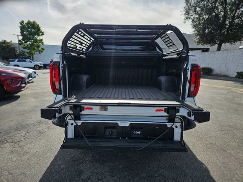 Used 2024 GMC Sierra 1500 AT4X image 15