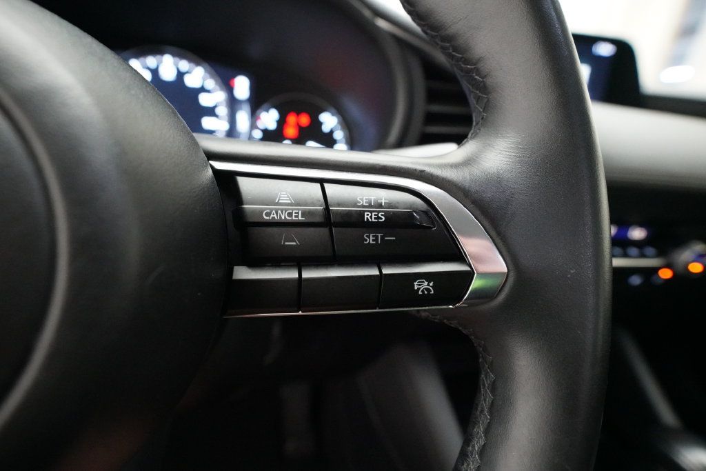 Used 2024 MAZDA MAZDA3 s FWD image 17