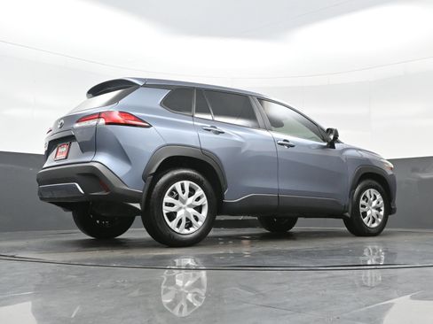 Used 2024 Toyota Corolla Cross L FWD image 29