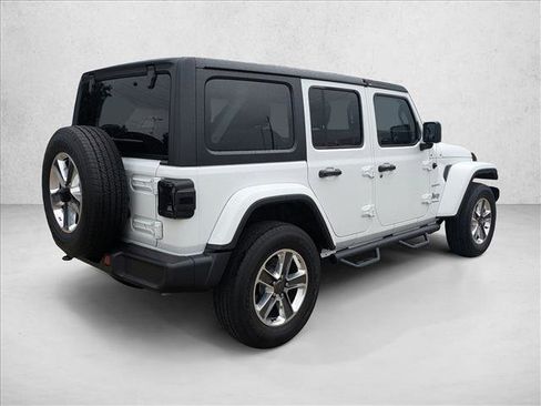 Used 2023 Jeep Wrangler Unlimited Sahara w/ Dual Top Group AWD/4WD image 6