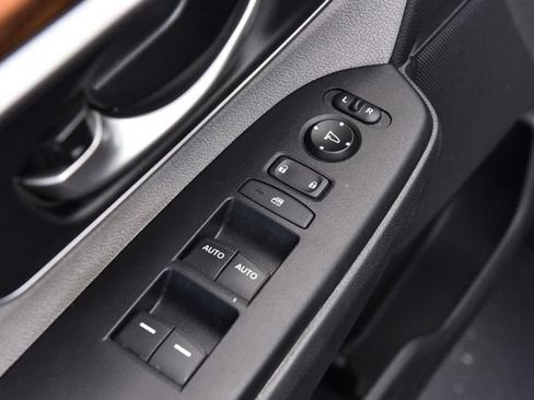 Used 2017 Honda CR-V EX image 9