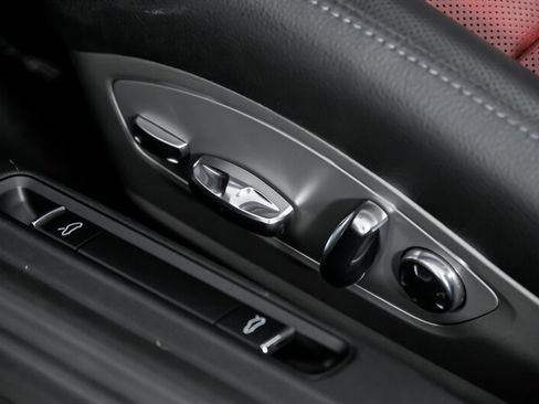Used 2018 Porsche 718 Boxster S RWD image 21
