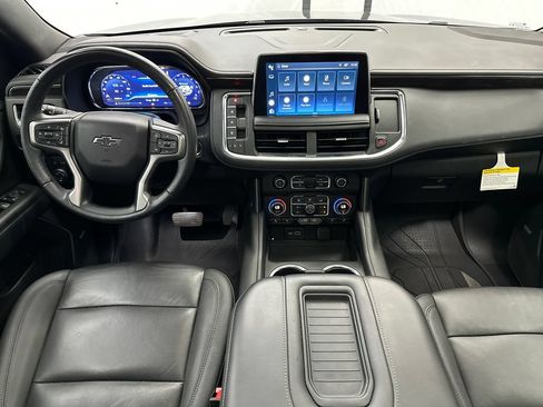 Used 2022 Chevrolet Tahoe Z71 w/ Luxury Package AWD/4WD image 25