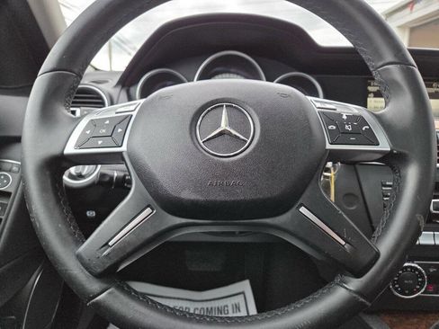 Used 2013 Mercedes-Benz C 300 4MATIC Sedan image 17