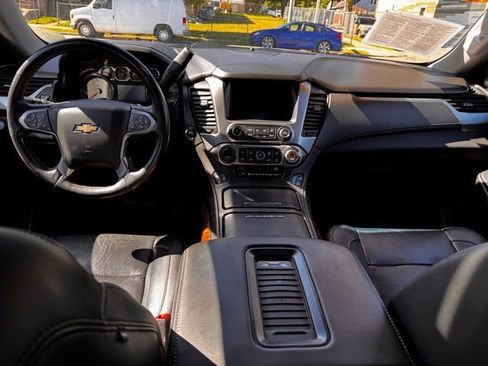 Used 2017 Chevrolet Tahoe Premier AWD/4WD image 29
