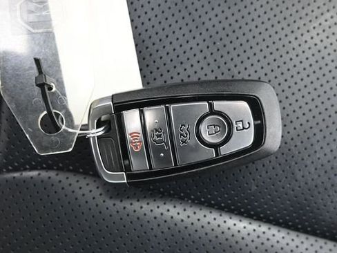 Used 2025 Ford Mustang Mach-E Premium AWD/4WD image 23