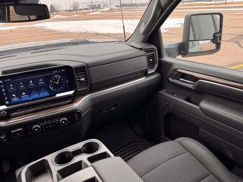 Used 2024 Chevrolet Silverado 3500 LT w/ Safety Package image 16