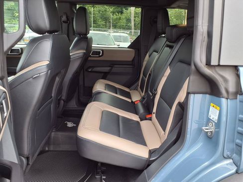 Used 2024 Ford Bronco Wildtrak AWD/4WD image 12