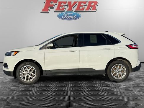 Used 2024 Ford Edge SEL image 2