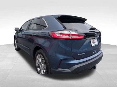 Used 2019 Ford Edge Titanium w/ Equipment Group 301A FWD image 5