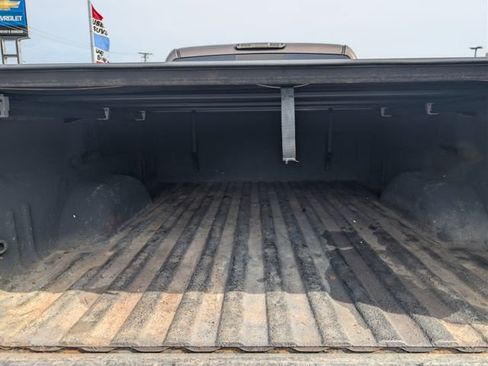 Used 2008 Chevrolet Silverado 2500 LT w/ EZ-Lift Tailgate Package AWD/4WD image 19