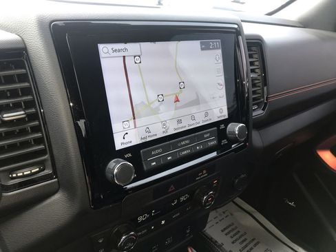 Used 2023 Nissan Frontier PRO-4X w/ Pro-4X Premium Package image 16