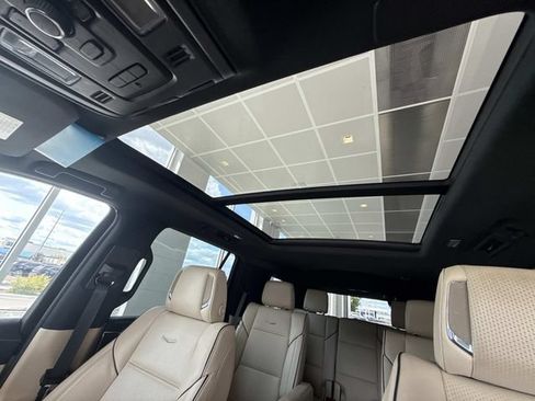 Certified 2023 Cadillac Escalade Premium Luxury AWD/4WD image 86
