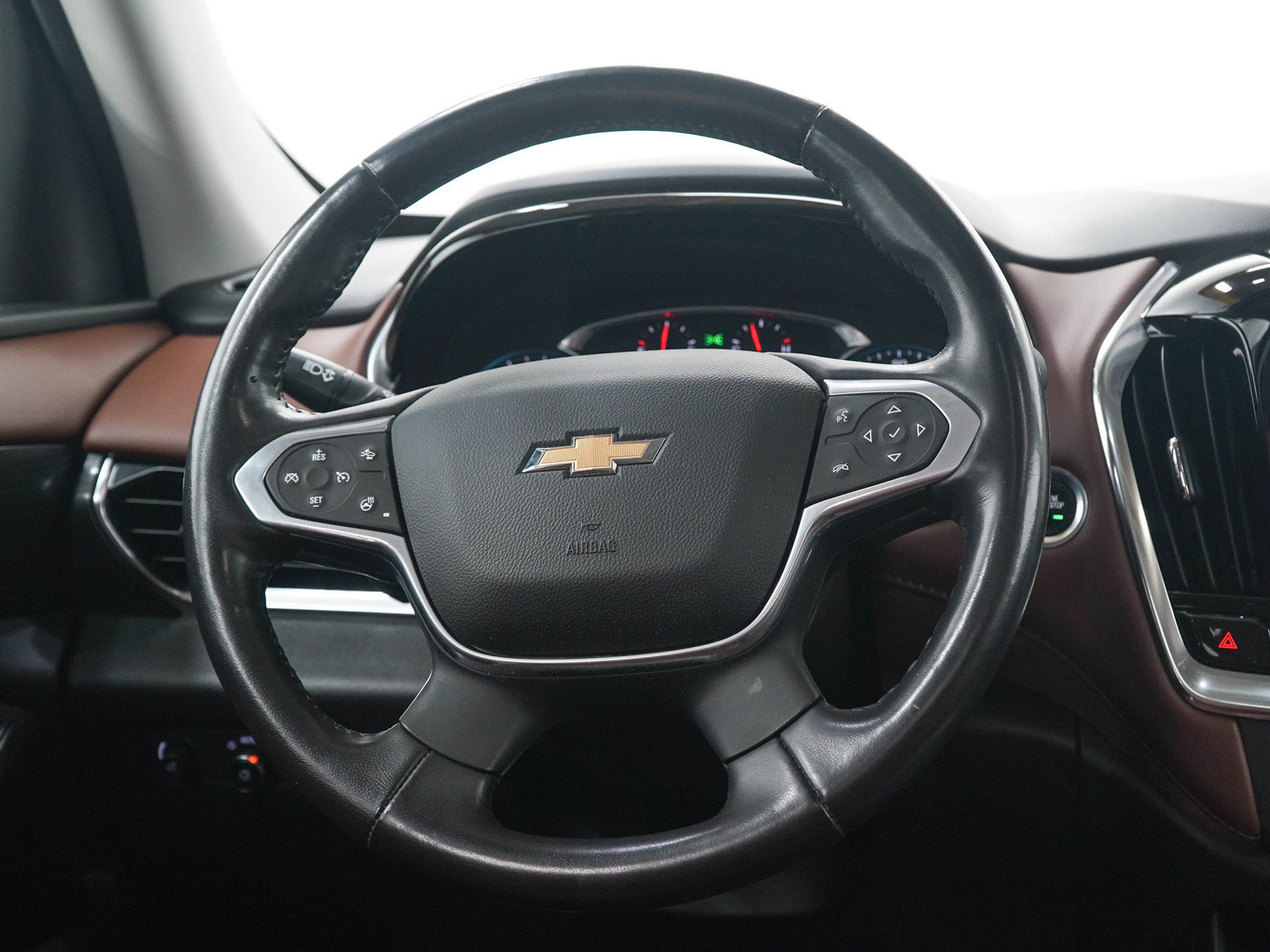 Used 2021 Chevrolet Traverse High Country AWD/4WD image 18