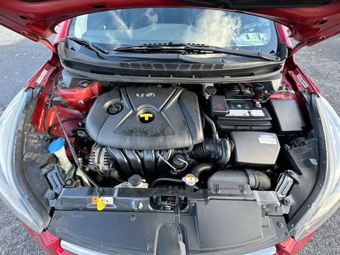 Used 2014 Hyundai Elantra Limited image 25