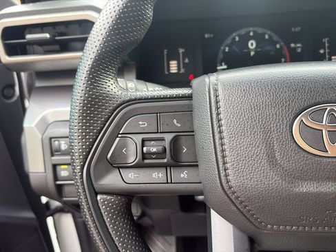 Used 2025 Toyota Tacoma SR5 RWD image 19