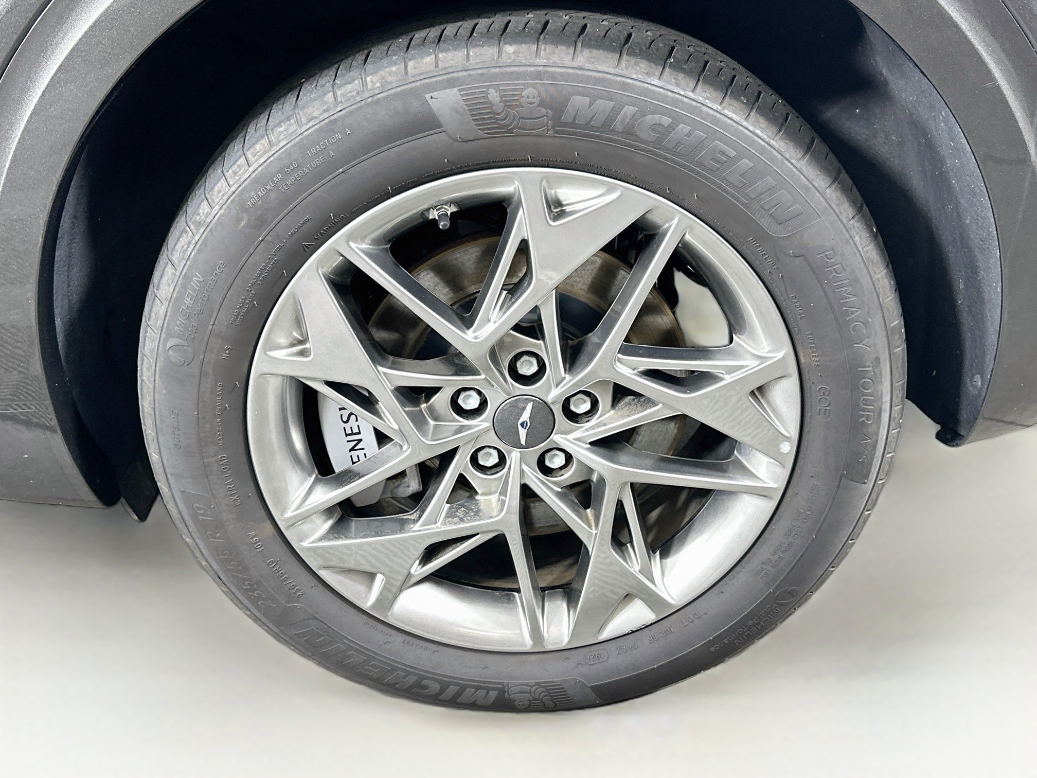 Used 2025 Genesis GV70 2.5T AWD/4WD image 11