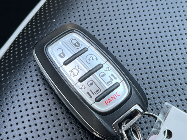 Used 2024 Chrysler Pacifica Limited w/ Uconnect Theater Family Group AWD/4WD image 38