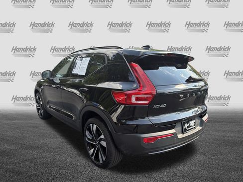 Certified 2023 Volvo XC40 B5 Plus w/ Protection Package Premier AWD/4WD image 8