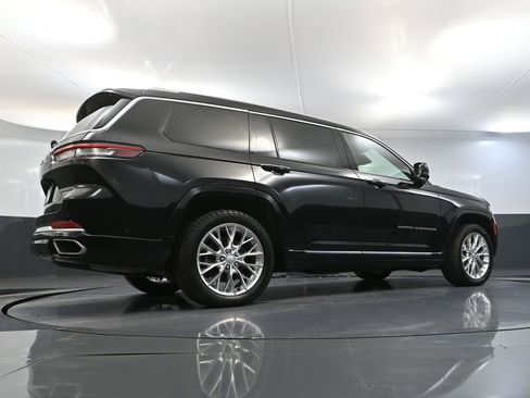 Used 2021 Jeep Grand Cherokee L Summit w/ Luxury Tech Group V image 65