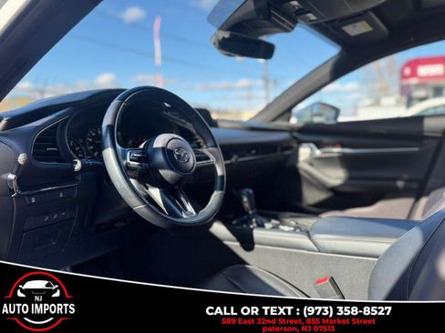 Used 2022 MAZDA MAZDA3 s image 10