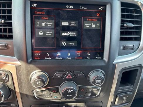Used 2018 RAM 1500 SLT AWD/4WD image 15