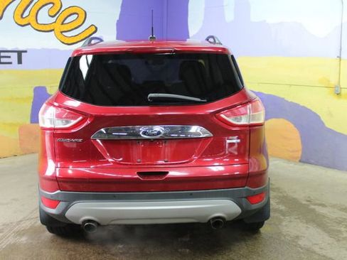 Used 2016 Ford Escape SE w/ SE Chrome Package image 7