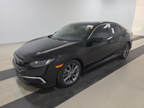 Used 2019 Honda Civic EX image 2