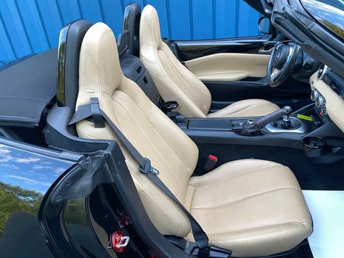 Used 2016 MAZDA MX-5 Miata Grand Touring image 27