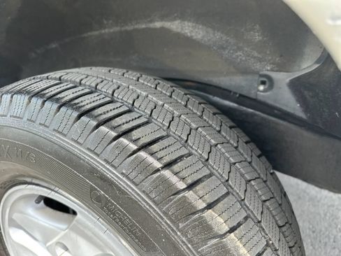 Used 2003 Toyota Sequoia SR5 AWD/4WD image 48