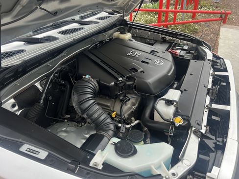 Used 2008 Toyota FJ Cruiser 2WD image 29